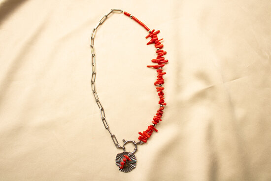 Avi Necklace