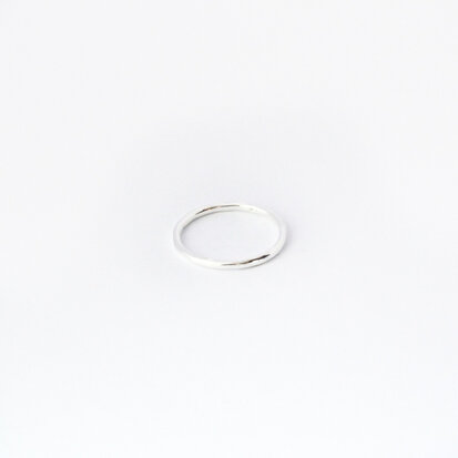 Charlotte ring ♥ hammered silver