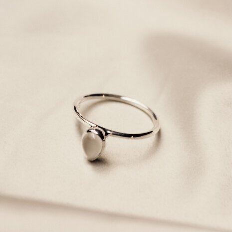 Neptune ring ♆ droplet moonstone silver