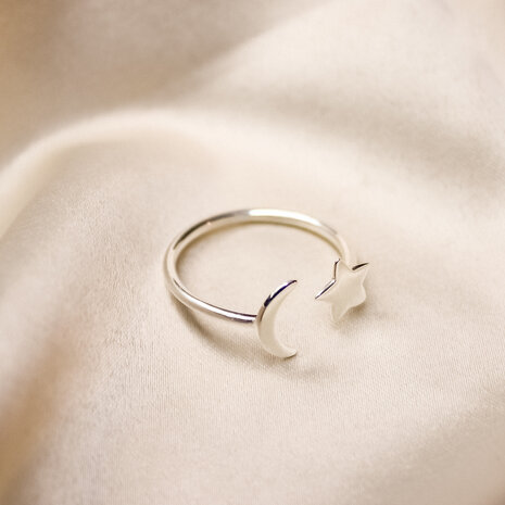 Estée ring ☆☽ moon & star silver