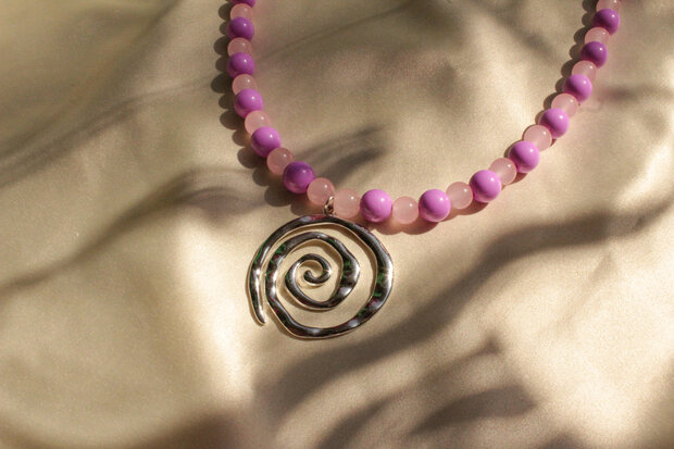 Donna necklace 