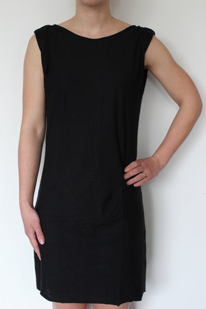 Sanur - Black