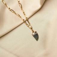 Juniper necklace ♥ black stone shackle gold